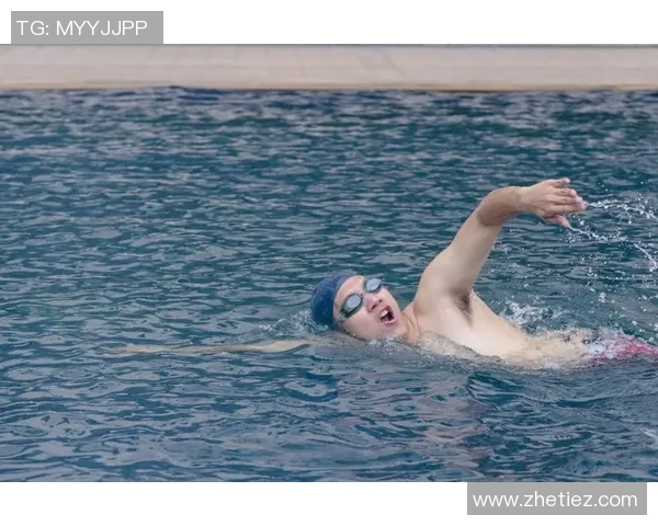 游泳姿势的全面解析与技巧提升，让你的游泳更高效更专业